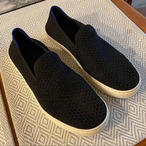 Rothy’s black slip-on sneaker size 8.5